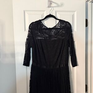 Elegant Black Lace Long Dress